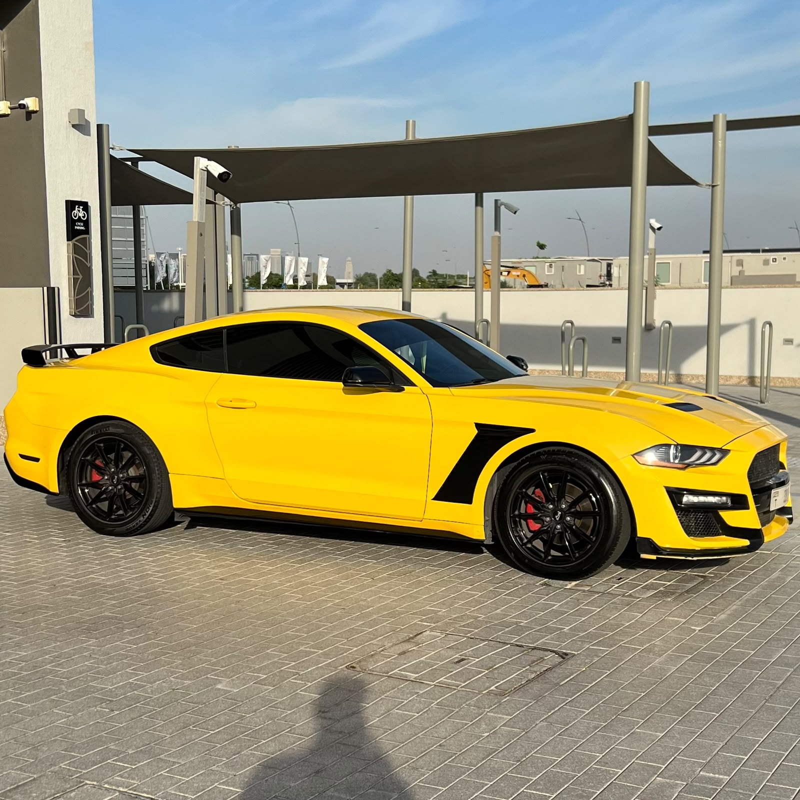 Geel Ford Mustang EcoBoost Premium Fastback 2018